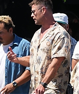 01.jpg
