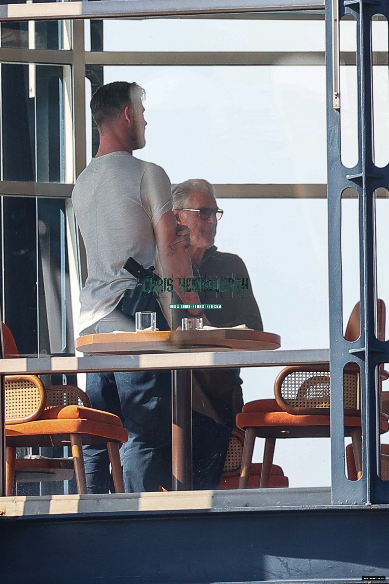 016.jpg