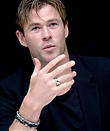 4977.jpg