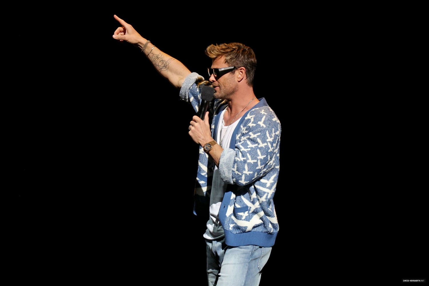 06.jpg